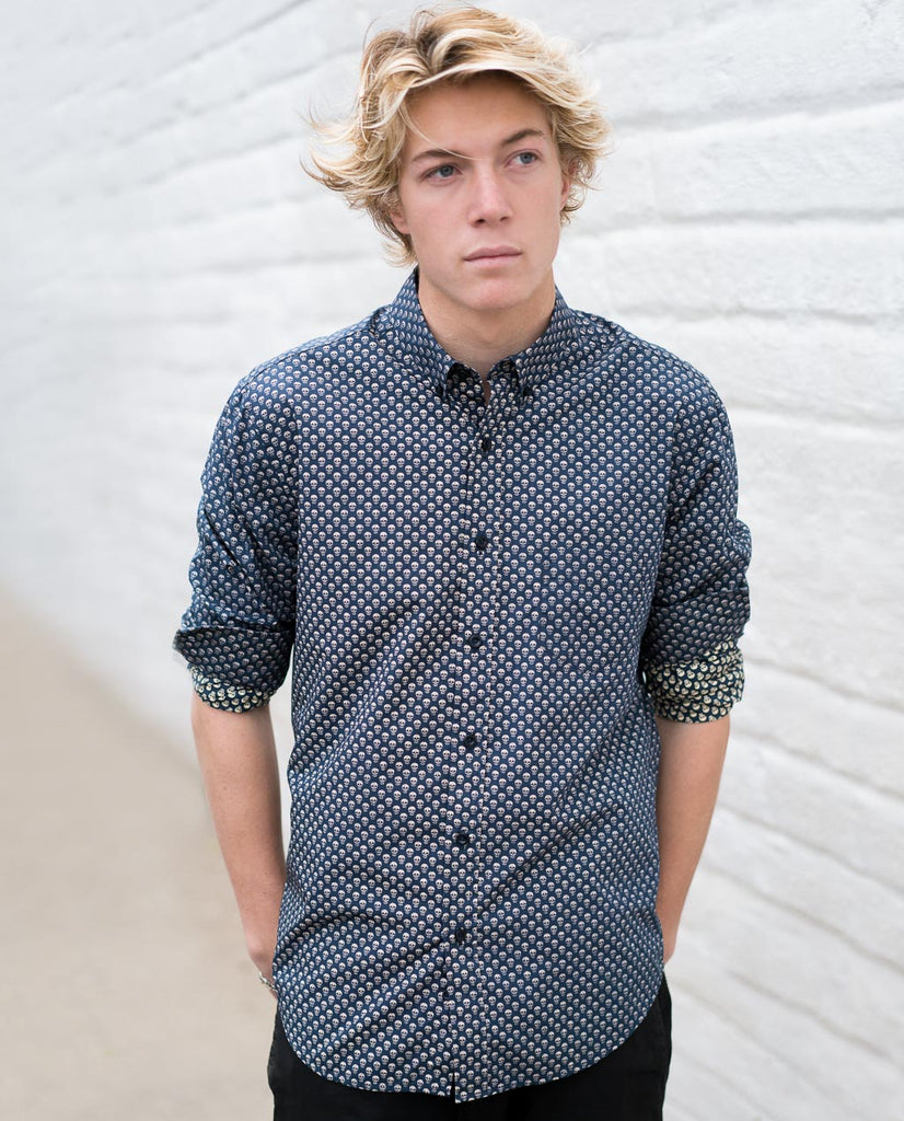 Skulls Navy Buttonup Skulls Navy Buttonup